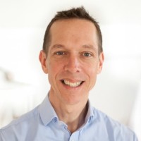 headshot of Richard Hole